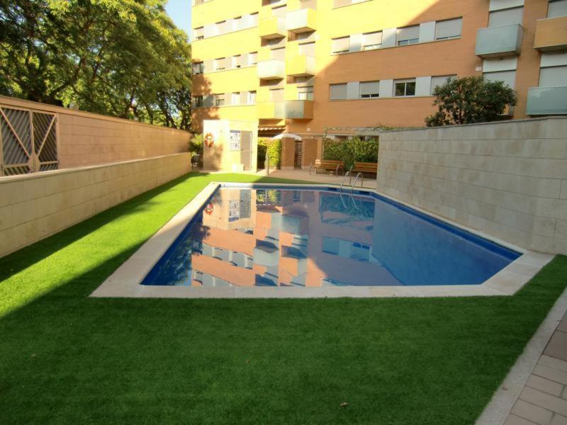 Apartamentos City Beach Барселона Екстериор снимка